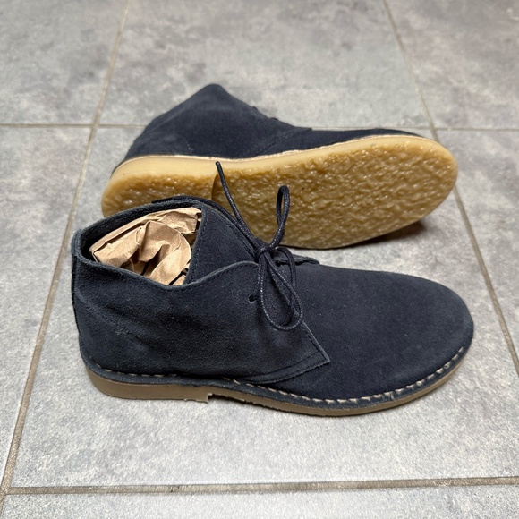 Cyrillus Other - NEW by French brand Cyrillus girls suede booties sz 34